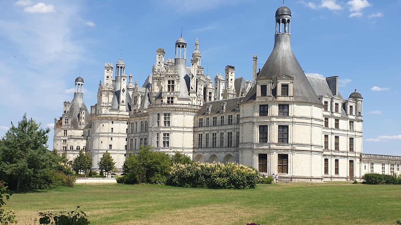 The Magnificence of France's Loire Valley Wine Harvest Festivals